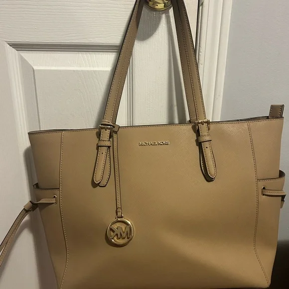Michael Kors Tan Leather Tote Bag - Picture 1 of 2